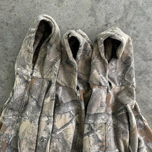 Cargar imagen en el visor de la galería, Y2K Tactical Camo Hoodie – Unisex 🪖
