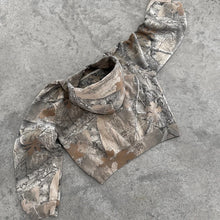 Cargar imagen en el visor de la galería, Y2K Tactical Camo Hoodie – Unisex 🪖
