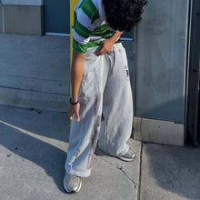 Cargar imagen en el visor de la galería, Street Guard Wide Pants – Rifle Print 🧵
