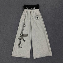 Cargar imagen en el visor de la galería, Street Guard Wide Pants – Rifle Print 🧵
