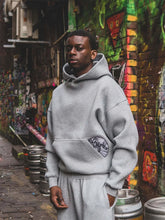 Cargar imagen en el visor de la galería, EPISODES Oversized Street Set – Hoodie + Pants 💿

