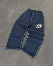 Cargar imagen en el visor de la galería, PROTECT Embroidered Wide Sweatpants – Unisex 🧵
